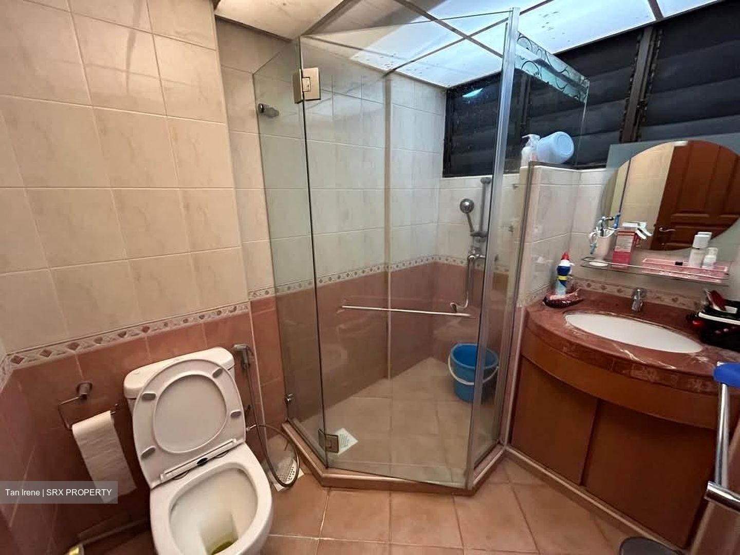 Pine Grove (D21), Condominium #569617171